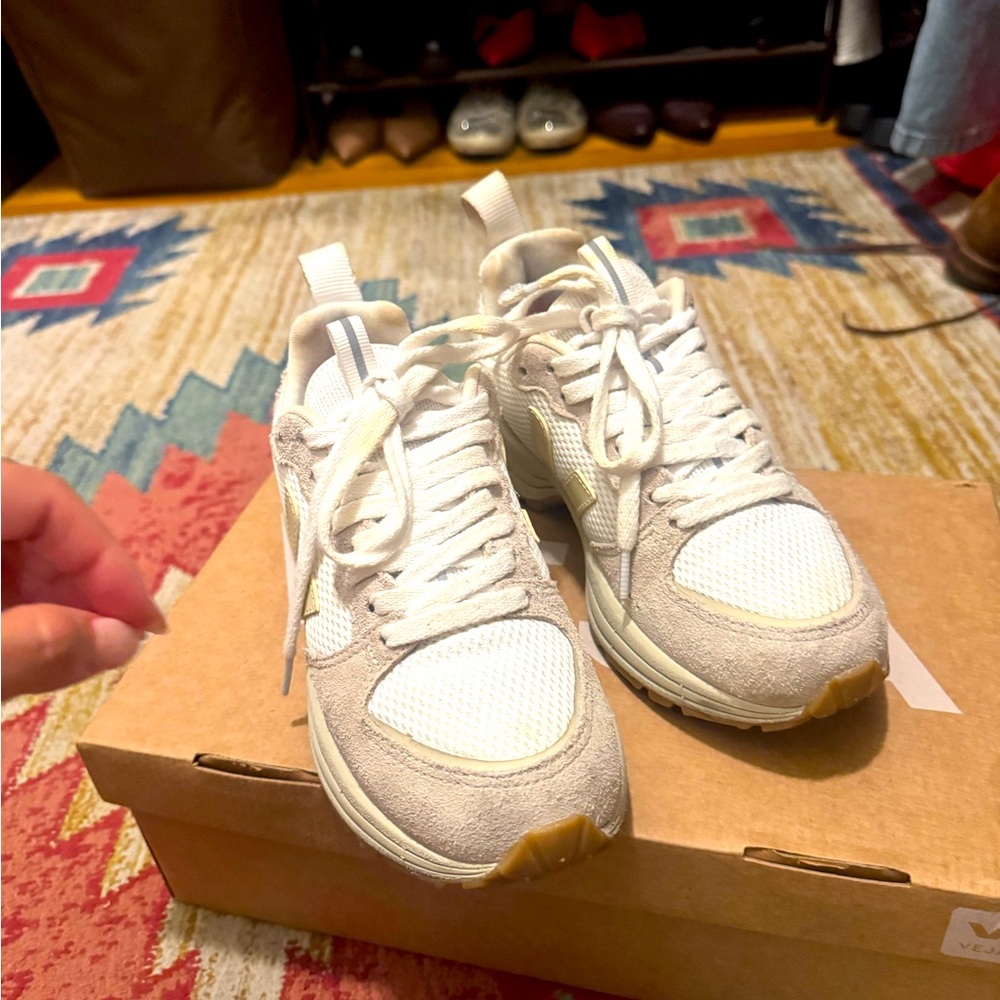 Veja Sneakers. Almost new